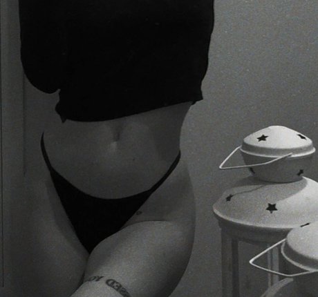 Caponce exclusive star pictures