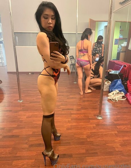 suziesizzles model hd galleries