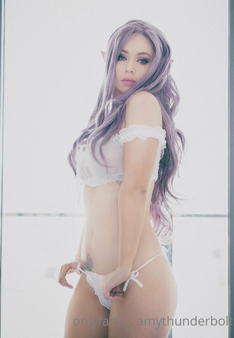amythunderbolt pornstar erotic images