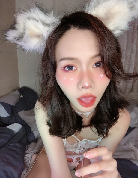 Evildemi1997 naked model galleries