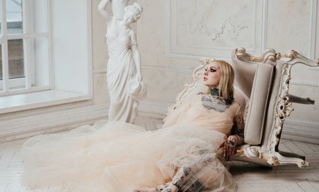 dariamilk naked model pics