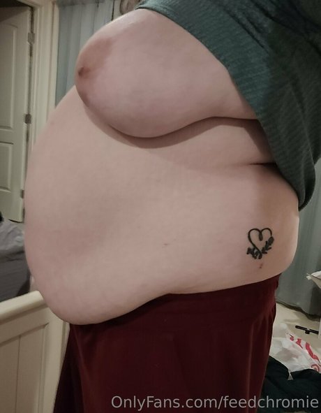 feedchromie erotic model galleries