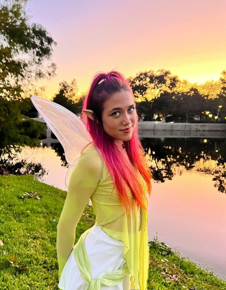 theonlyfansfairy2 star sexy picture