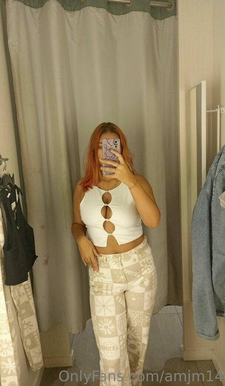 amjm14 naked model galleries