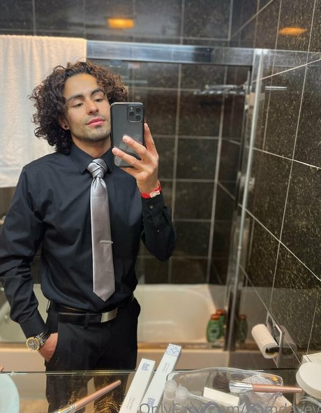 damdavey beautiful actress photos