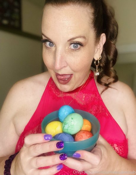 kourtneycakeshub model erotic pictures