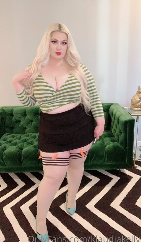 klaudiakelly pretty pornstar pics