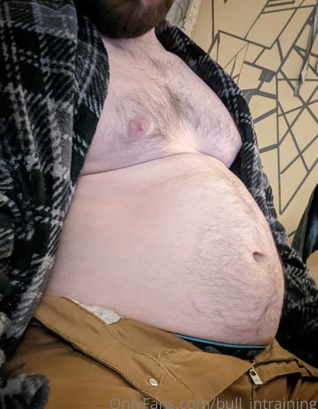 bull intraining model erotic picture