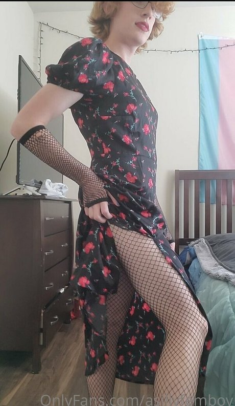 asillyfemboy pornographic actress image