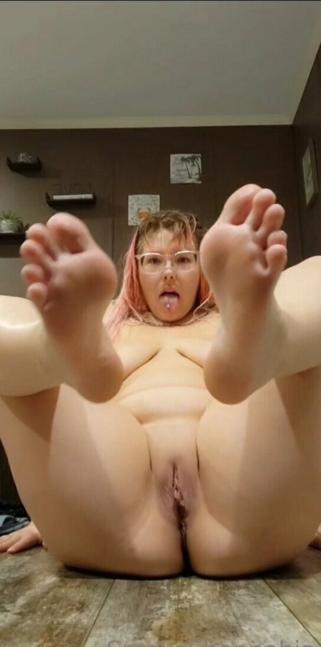 smokeeshannabis pretty pornstar images