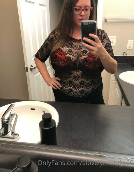 alovelymistake29 model sexy img