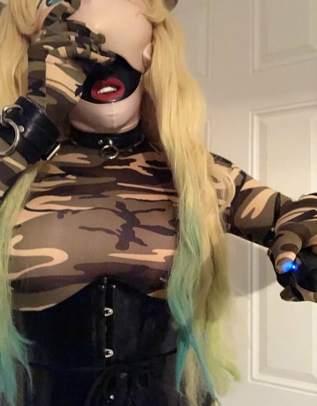 lucoakig star pornographic pictures