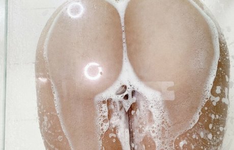 Maria Eduarda Carniello star adult pics