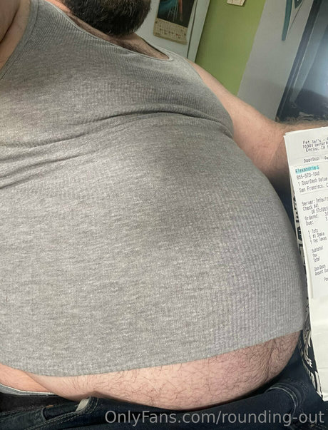 rounding out pretty pornstar photo