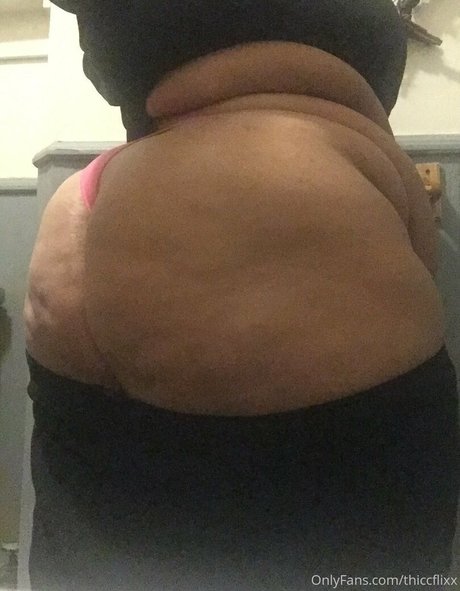 thiccflixx naked actress gallery