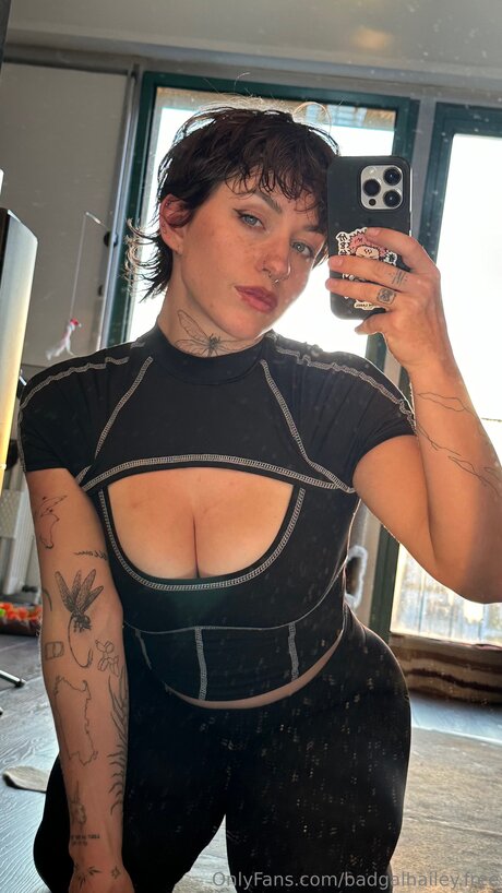 badgalhailey free model pornographic archive