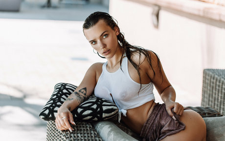 ally ana nudes pornstar pictures