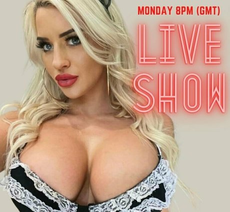 adayinsienna pornstar hd images