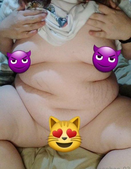 queenbee 03 Profile pic