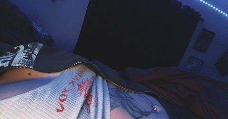 tattycheeks pornographic model picture