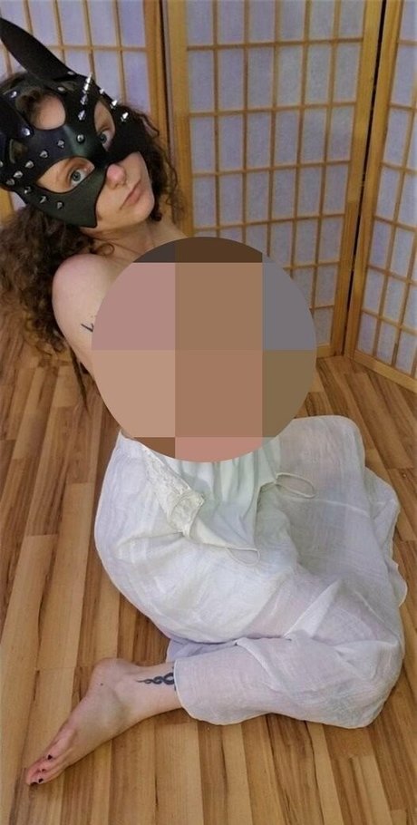 freecryptika xxx pornstar pictures