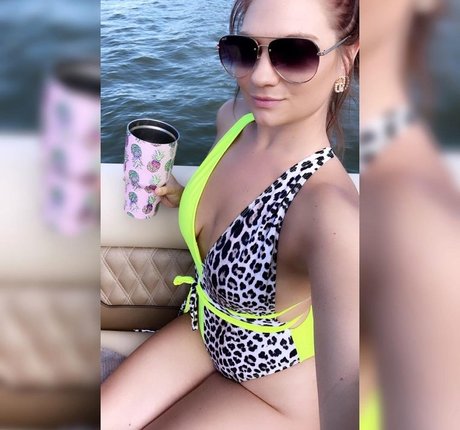 Jesmorse22 naked actress picture