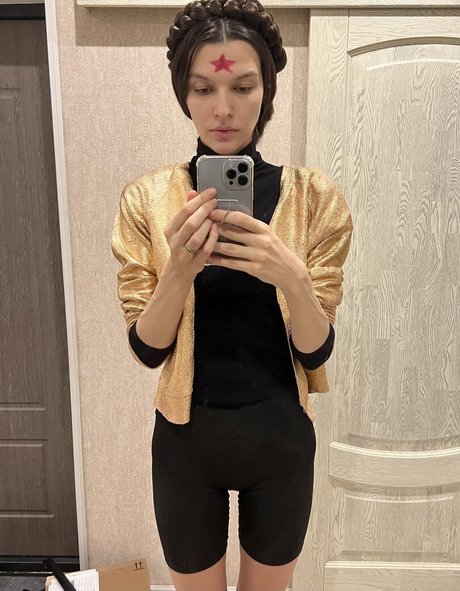 Sasha Zotova pretty star img