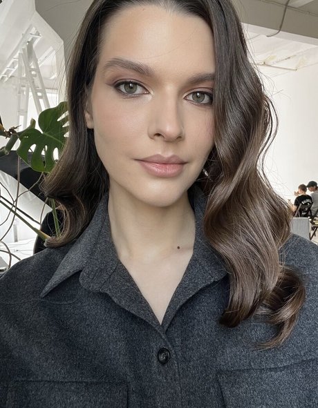 Sasha Zotova star pornographic img