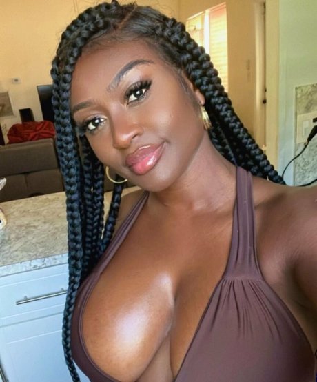 Babeth Lando star pornographic archive