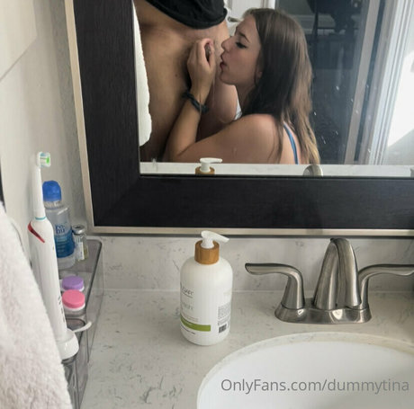 Tinastoopider pornstar naked galleries