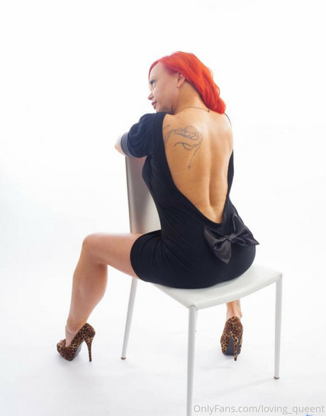loving queent adult star photo