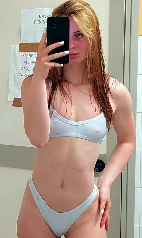 Maria Roberta Gherca porn star img