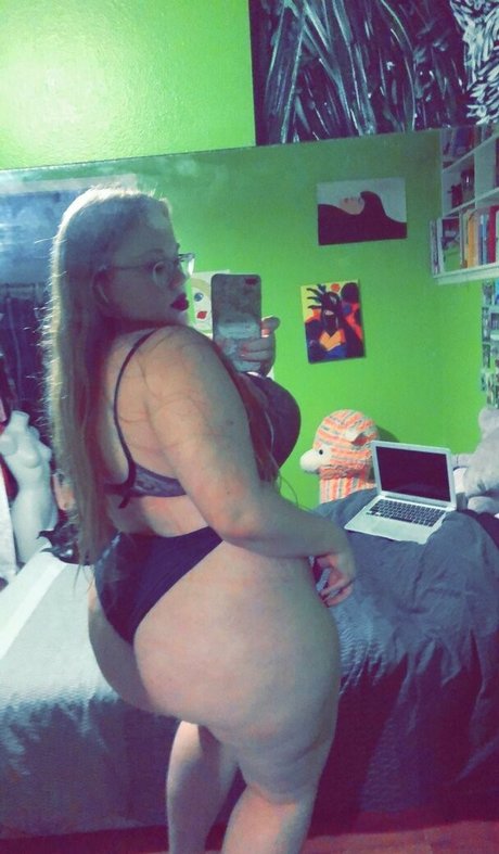 brittanyj15 adult model image