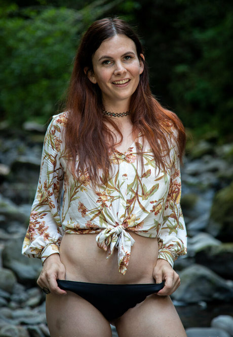 nikkisapphire model xxx image