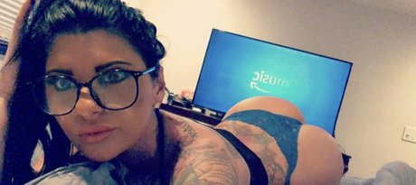 Itsnikkyfoxx star sex pic