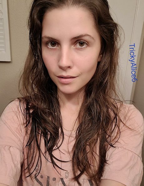 Trickyalice6 erotic pornstar galleries