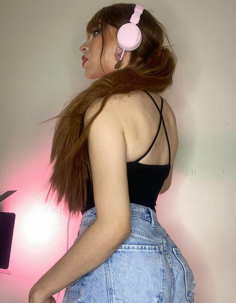 brithoficial exclusive star img