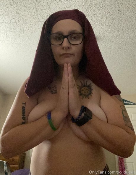 xo duckie naked star archive