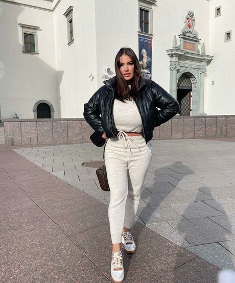 Agne Agnieska sex star img