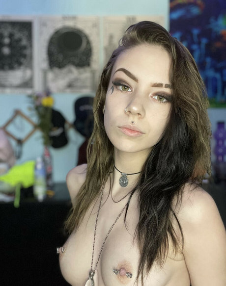 Midnight rav3n sex model photo