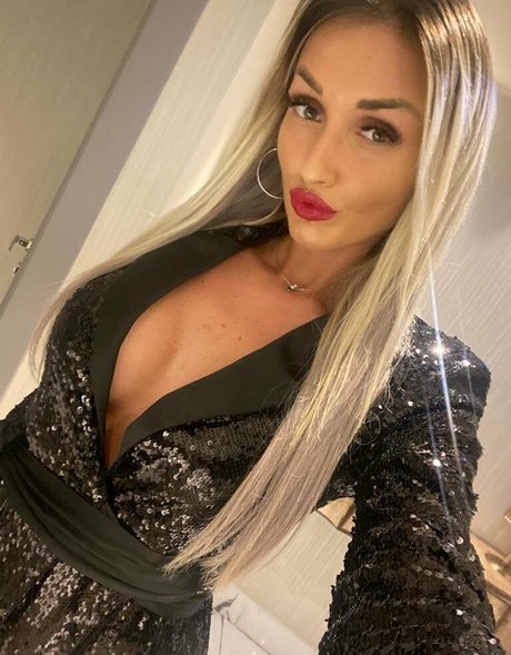 miarodriguezx hot model pictures