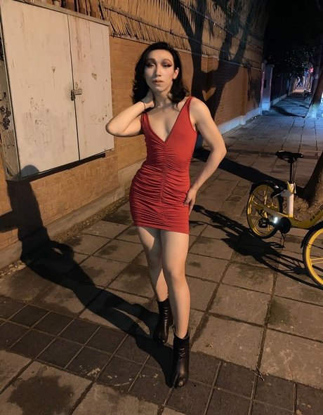 JGSTH4 star sexy pictures