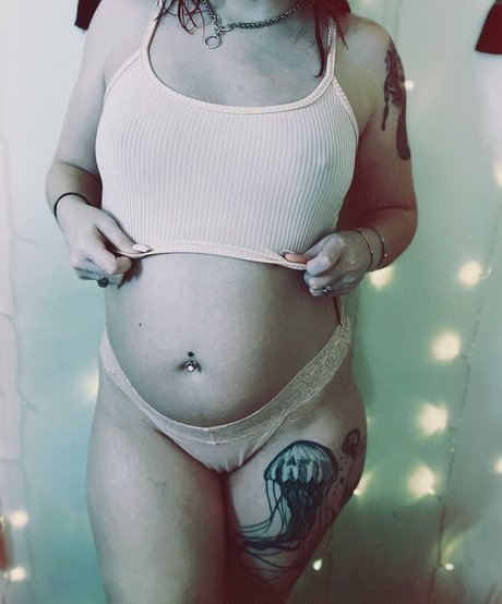 emusnotdeadpremium sex model image