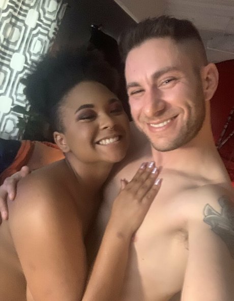 averyjane exclusive model photo