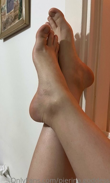 pierina goddess xxx model image