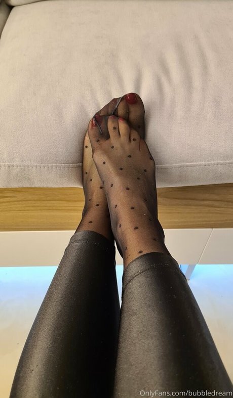 bubbledream naked pornstar img