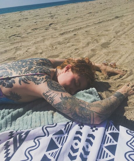 DanikaXIX star beautiful photo