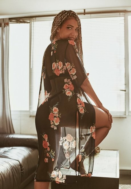 Angela Munnoz pornstar adult galleries