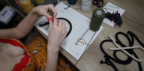 LittleBee pornstar nude photos