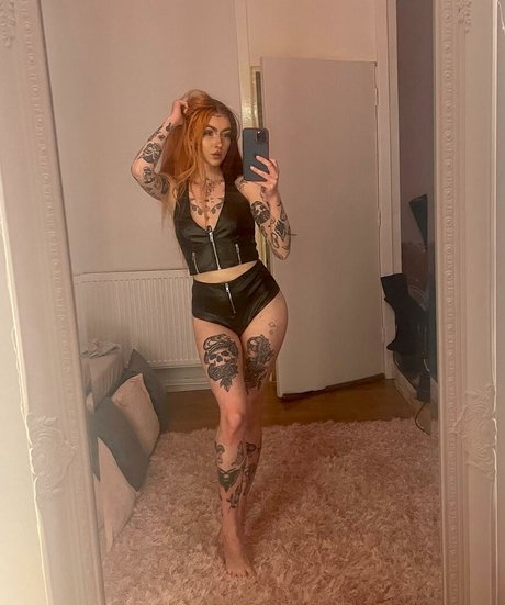 squat onlyfans sexy nude photo